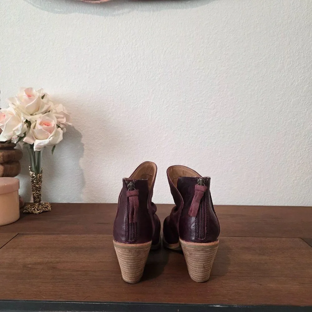 Sofft Women’s Teyton Mosto Red Cordovan Ruched Stacked Heel Ankle Boots Sz 6